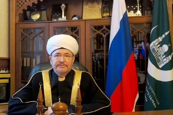 Russia’s Top Muslim Cleric Sends Message of Congratulations to Islamic Revolution Leader