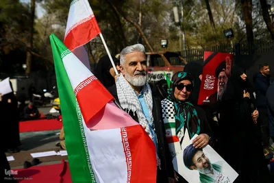 مراسم تشییع پیکر شهدا از میدان انقلاب
