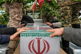 تشییع یپکر یک شهید گمنام در شهرکرد