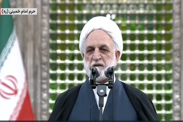 امام خمینی(ره) با انقلاب اسلامی انسانیت و دین را احیا کردند