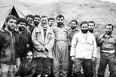 گل خاک شهیدان، حضور رهبر انقلاب در جبهه ها