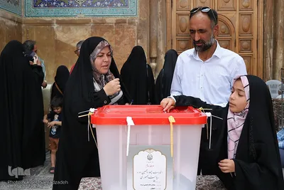 مرحله دوم انتخابات ریاست‌جمهوری در میدان نقش جهان اصفهان
