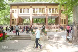 رویش در باغ ایرانی