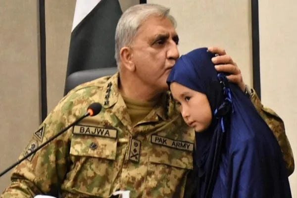 تأکید فرمانده ارتش پاکستان بر دستگیری و مجازات عاملان ترور 11 معدنچی شیعه