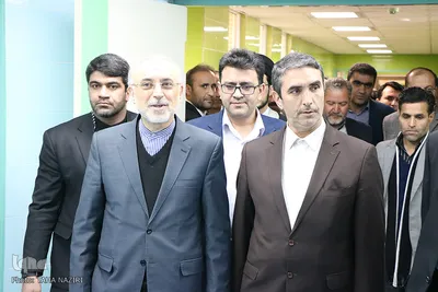 بازدید رئیس سازمان انرژی اتمی از بیمارستان مهر خنداب