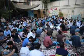 زیارت پیکرهای مطهر و تازه تفحص شده ۱۳۵شهید گمنام دفاع مقدس در معراج الشهدای تهران
