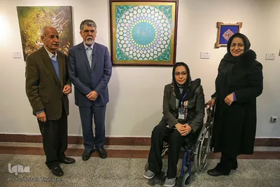 بازدید سیدعباس صالحی، وزیر فرهنگ و ارشاد اسلامی از نمایشگاه آثار جشنواره ملی هنری «همام»