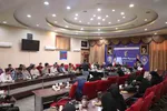 دیدار اعضای انجمن عکاسان آذربایجان شرقی با فرمانده سپاه عاشورا‎