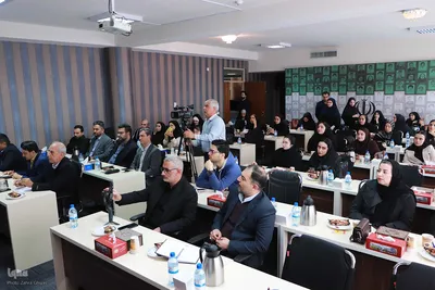 نشست صمیمی مدیرکل آموزش و پرورش آذربایجان شرقی با اصحاب رسانه
