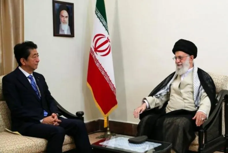 El ex parlamentario kuwaití elogia la reacción de Jamenei ante el mensaje de Trump