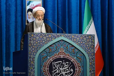  آیت‌الله محمد امامی کاشانی، امام جمعه موقت تهران