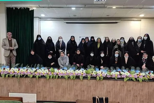 اولین کارگاه «تربیت فرزند بدون تنبیه» در دارالقرآن شهرداری اسلامشهر برگزار شد