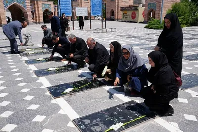 دیدار خانواده شهید مسعود آب‌روشن 
