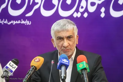 عبدالهادی فقهی‌زاده، معاون قرآن و عترت وزارت فرهنگ و ارشاد اسلامی در نشست خبری بیست و هفتمین نمایشگاه بین المللی قرآن کریم