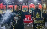 آئین لاله گردانی شام غریبان در حرم شاهچراغ(ع)