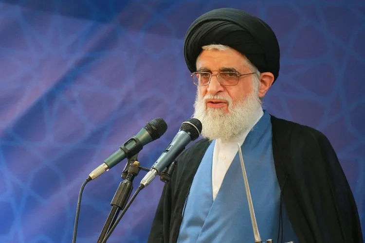 ازدواج با نگاه دینی باعث رشد و کمال انسان می‌شود