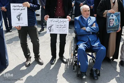 تجمع دانشجویان دانشگاه تبریز در اعتراض به اقدام آمریکا علیه سپاه