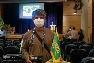 آیین گشایش نمایشگاه آثار هنری و تجلیل از دست اندرکاران کنگره جهانی محمد (ص) در شیراز‎‎