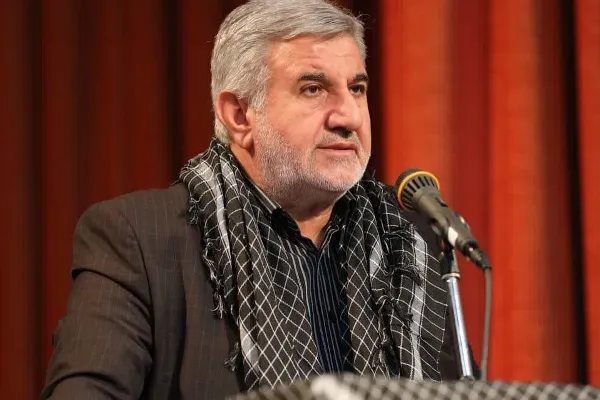 حماسه 9 دی اهمیت روشنگری را ثابت کرد