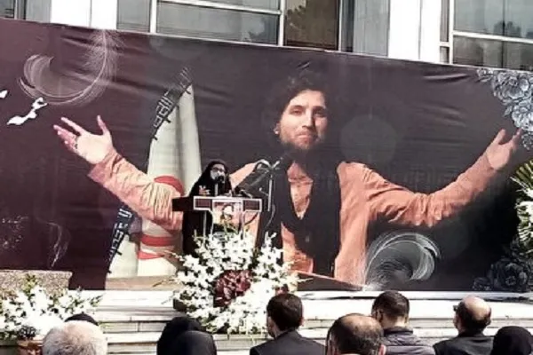 مراسم تشیع شاعر آئینی گلستانی برگزار شد