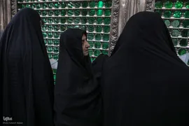 مراسم نثار تاج گل و تجدید بیعت جامعه قرآنی با آرمان‌های امام خمینی(ره) و مقام معظم رهبری