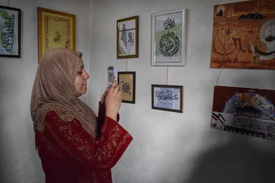 Ausstellung für islamische und koranische Kalligraphie in Kaschmir / Indien