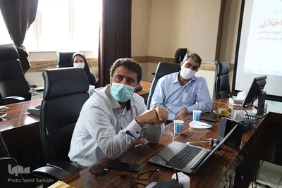 نشست تخصصی«رابطه غدیر و نقش و جایگاه ولایت در حفظ و صیانت از دستاوردهای انقلاب اسلامی» در جهاددانشگاهی آذربایجان شرقی