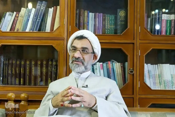 درخواست حجت‌الاسلام خسروپناه برای تشکیل ستاد حکمرانی «امنیت فرهنگی و غذایی»