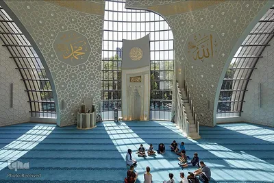 مسجد مرکزی شهر کلن، بزرگترین عبادتگاه مسلمانان در آلمان