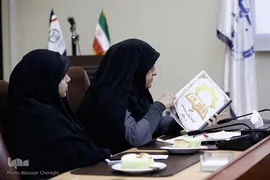 نشست بایاوران وحی
