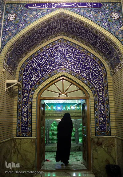 نگین فیروزه ای سمنان