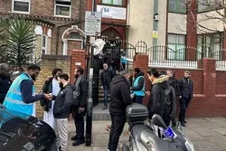 英国伊斯兰中心向需求帮助者敞开大门