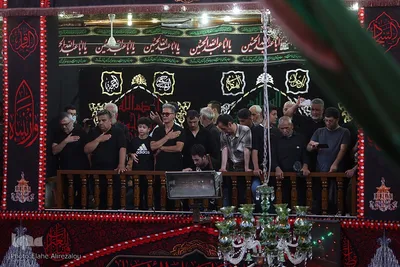 عزاداری عاشورا در چهارراه گلوبندک