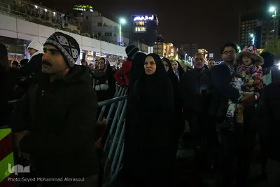 لحظه تحویل سال ۹۸ در حرم مطهر رضوی و خیابان‌های منتهی به حرم
