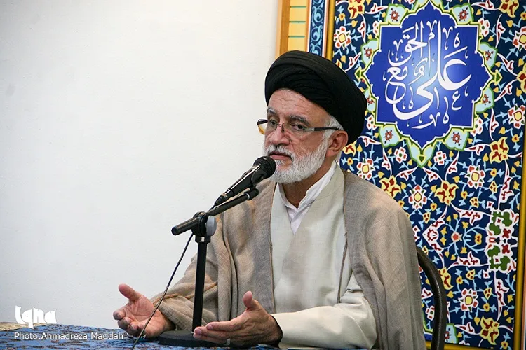 «مَعَ الصَّادِقِینَ»؛ راز ماندگاری حركت‌ها / ارزش كار طلاب جهادی را درك نكردیم