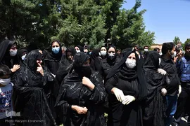 تشییع پیکر شهید سانحه کنارک در تبریز