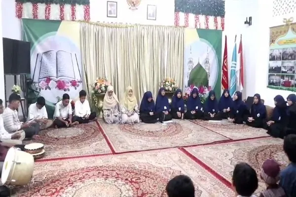 مراسم ختم شهدای عملیات تروریستی کرمان در اندونزی + فیلم