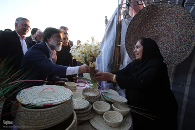 برگزاری هشتمین جشنواره گل نرگس کازرون فارس