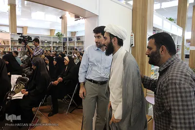  رونمایی از کتاب «به روایت همت»