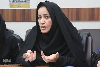 زهرا شریفی مشاور امور بانوان جهاد کشاورزی استان در نشست تخصصی «نقش و جایگاه زنان در پیشبرد اهداف انقلاب اسلامی»