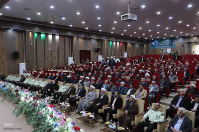 نشست فرمانده انتظامی آذربایجان شرقی با گروه های مرجع و اقشار تاثیرگذار