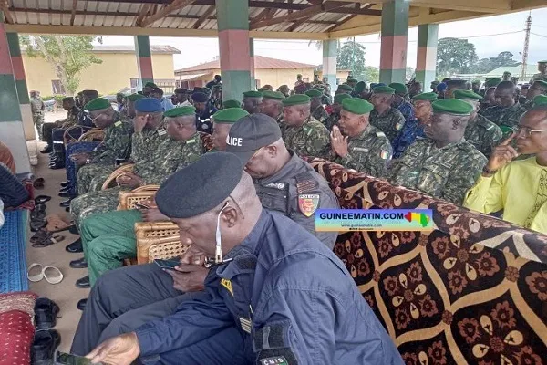 Une séance de lecture du Coran en Guinée