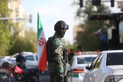 تجمع کودکان و نوجوانان در چهلمین روز شهادت دانش‌آموزان مینابی