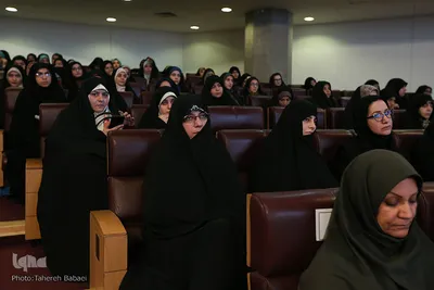 نخستین همایش ملی آسیب شناسی پایان نامه‌ها و رساله‌های حوزه علوم انسانی