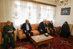 دیدار نماینده ولی‌فقیه و استاندار آذربایجان‌شرقی با خانواده شهیدان «جهانی» و «خطیبی»
