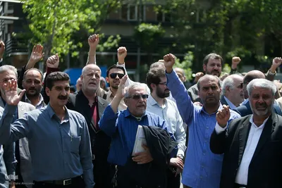 تجمع دانشگاهیان دانشگاه تهران در حمایت از خیزش دانشجویان دانشگاه‌های آمریکا