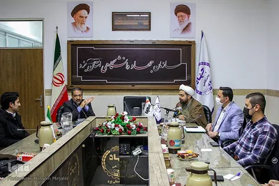 نشست آسیب شناسی مسابقات قرآن با میزبانی ایکنا یزد‎‎