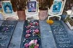 آیین ملی میهمانی لاله‌ها در گلستان شهدای اصفهان