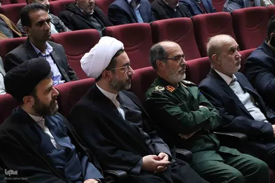 نشست جبهه علمی و فرهنگی اساتید بسیجی در دانشگاه تبریز
