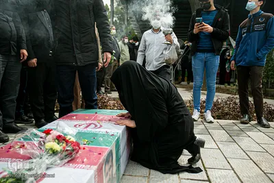خاکسپاری پیکر شهید مدافع حرم مهدی بختیاری